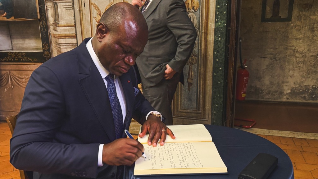 Il presidente del Gabon, Oligui Nguema in visita alla Comunità di Sant'Egidio. La pace e le emergenze umanitarie in Africa centrale fra i temi del colloquio – Firmato un Accordo di Sede